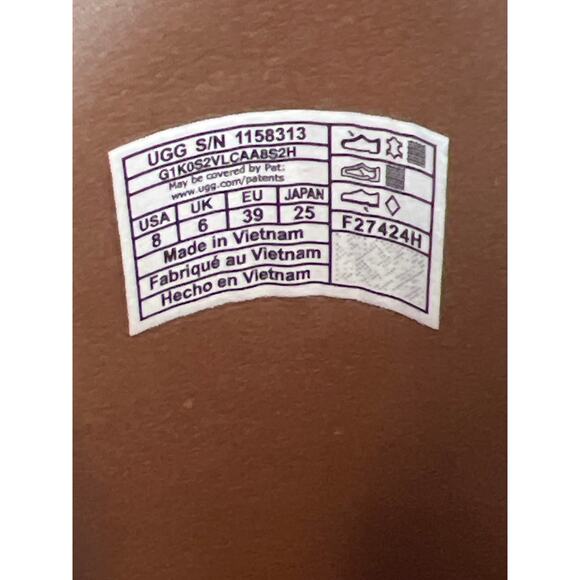 UGG-Australia classic twin seam new height boots new with box size 8 tan - Picture 7 of 13